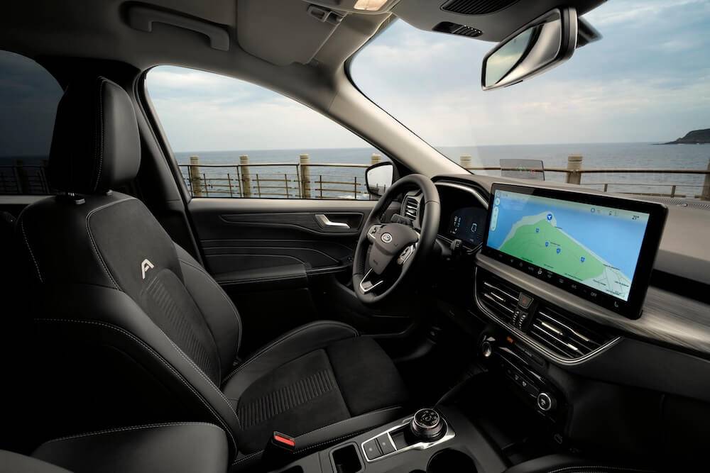 ford kuga cockpit