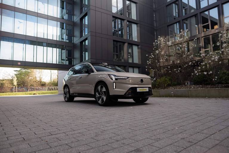 Volvo EX90 Test