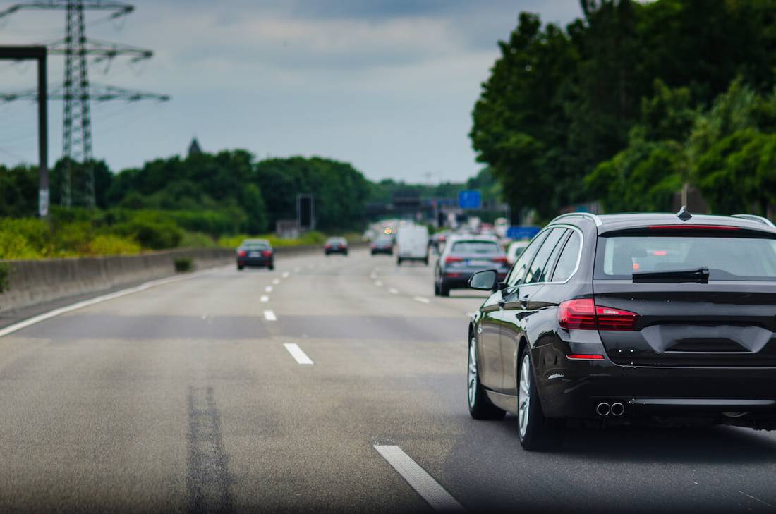 ueberholverbot auf deutschen autobahnen