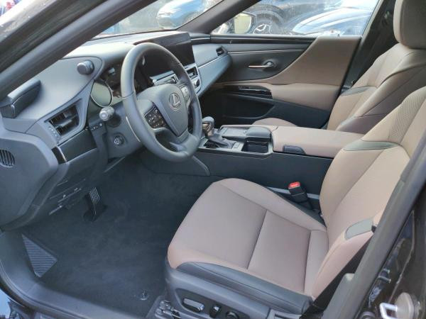Foto - Lexus ES 300 h "Business" Facelift 2022