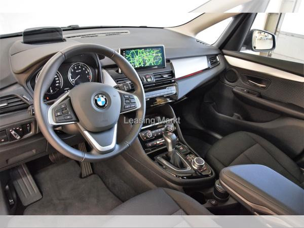 Foto - BMW 225 Active Tourer xe iPerformance Steptronic Advantage Navi Panoramadach Xenon Bluetooth PDC MP3 Schn.