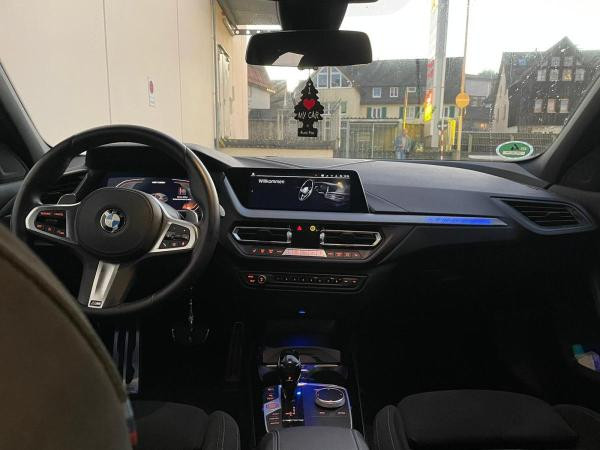 Foto - BMW 1er M M135i XDRIVE