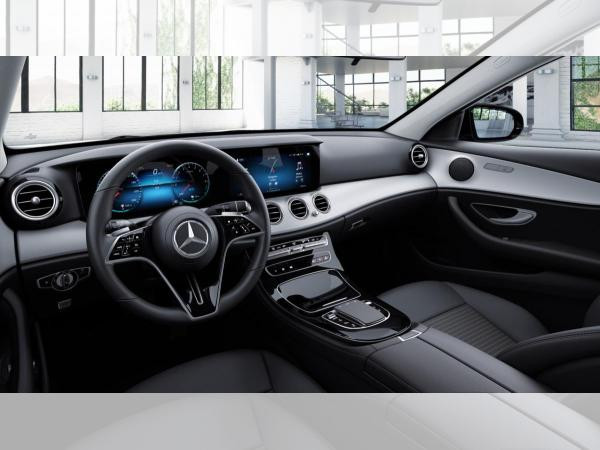Foto - Mercedes-Benz E 300 de T mit LED, Navi, MBUX, Kamera uvm.