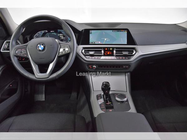 Foto - BMW 330 e Advantage Automatik Navi Bluetooth PDC MP3 Schn. HeadUp