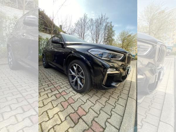 Foto - BMW X5 M50i Fahrw. Professionel / Laserl./Innov.-Paket
