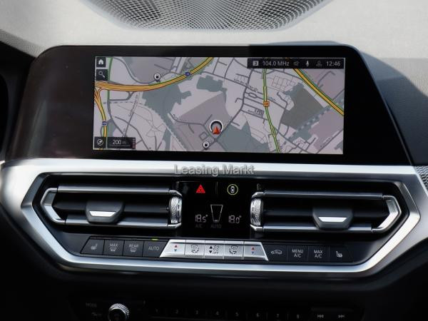 Foto - BMW 318 d Touring M Sport Navi Leder Tempom.aktiv Bluetooth PDC MP3 Schn.