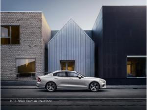 Volvo S60 Sofort Verfügbar | Privat | R-Design B4 Benzin Aut. Standheizung, Harman/Kardon, 360°Kamera