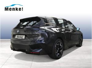 BMW ix xDrive40 Sportpaket B&W Surround Head-Up