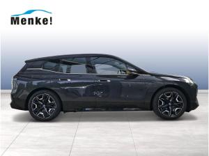 BMW ix xDrive40 Sportpaket B&W Surround Head-Up