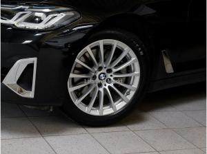 BMW 520 d Touring Navi Leder Tempom.aktiv Panoramadach Bluetooth MP3 Schn.