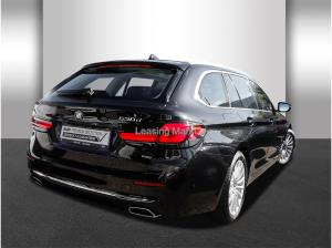 BMW 530 d Touring Navi Leder Tempom.aktiv Panoramadach Bluetooth MP3 Schn.