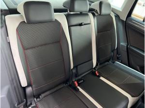 Volkswagen Tiguan "URBAN SPORT" 1,5 l TSI DSG, Matrix, AHK, Fahrerassistenzp.+, RüFaKa u.v.m. #GEWERBE