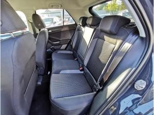 Volkswagen T-Roc Active 2.0 TDI DSG Navi Climatronic Sitzheizung