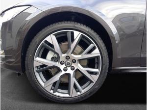 Volvo V90 Cross Country B5 D AWD Ultimate , 5-türig (Diesel) | Sofort Verfügbar