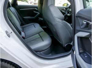 Audi Q3 SUV TDI S Line AHK