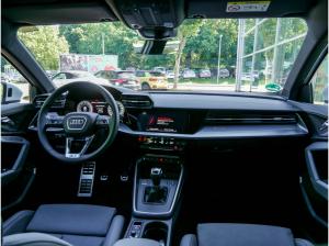 Audi Q3 SUV TDI S Line AHK