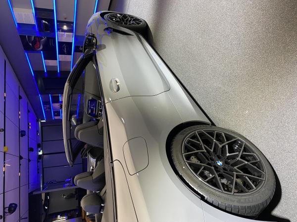 Foto - BMW M8 cabrio