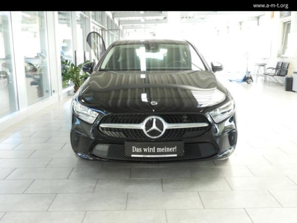 Foto - Mercedes-Benz A 180 Progressive+MBUX+Navi Premium Klima/Park-Assist.