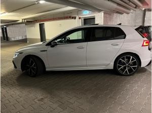Volkswagen Golf R Performance