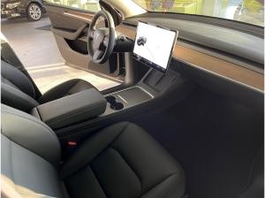 Tesla Model Y 19-Zoll sofort