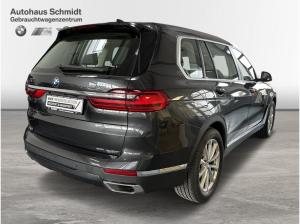 BMW X7 xDrive40i Laser*AHK*Driving A Prof*Head Up*