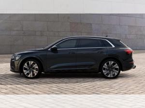 Audi Q8 e-tron S line 50 e-tron quattro* PANO+MATRIX+HU+B&O
