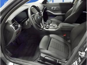 BMW 330 i xDrive Touring Advantage *HiFi*DAB*LED*WLAN*