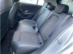 Mercedes-Benz A 180 Mercedes-Benz A 180 Style+LED+CarPlay+DAB+MBUX+Navi