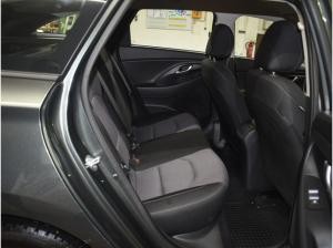 Hyundai i30 cw 1.5 Kombi - Ganzjahresreifen Klima Einparkhilfe - HU+Inspektion neu