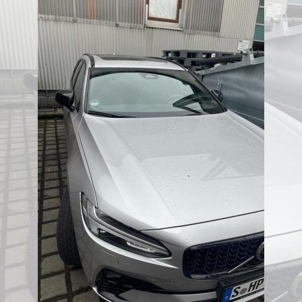Foto - Volvo V90 Recharge T6 AWD R-Desing 8-Gang Geartronic