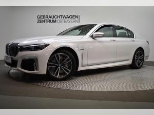 BMW 745 e NEU bei BMW Hofmann