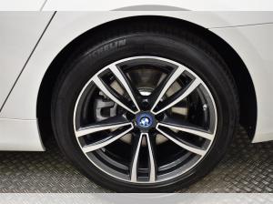BMW 745 e NEU bei BMW Hofmann