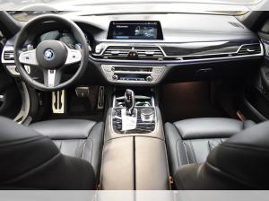 BMW 745 e NEU bei BMW Hofmann