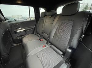 Mercedes-Benz EQB 250 Progressive + Distronic + KeyGo + Night + Kamera