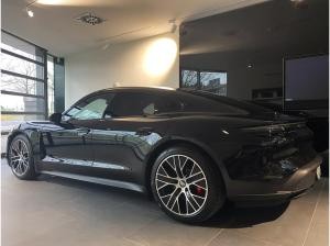 Porsche Taycan 4S