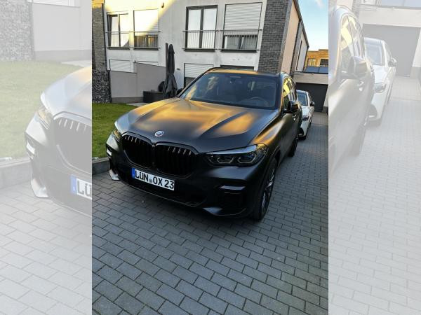 Foto - BMW X5 Black Vermilion