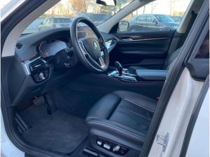 BMW 630 i Luxury Line*Komfortsitze*Panorama*Soft Close*