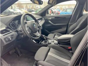 BMW X2 sDrive18d Navigation*ACC*AHK*18 Zoll*Sportsitze*