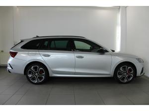 Skoda Octavia Combi RS iV First Edition *Pano *HUD *VC