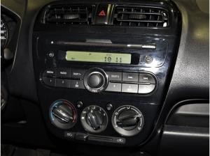 Mitsubishi Space Star Diamant Edition / Verfügbar in Blau & Schwarz