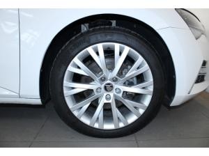 Skoda Superb Combi iV *LED*Navi*Virtual Cockpit*Kamera