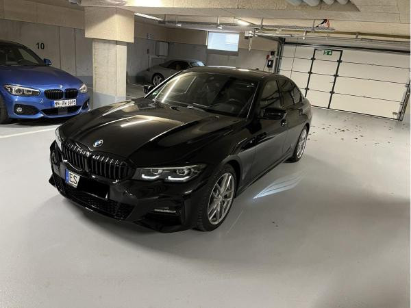 Foto - BMW 330 i M Sport Black Paket