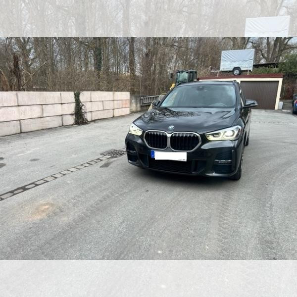 Foto - BMW X1