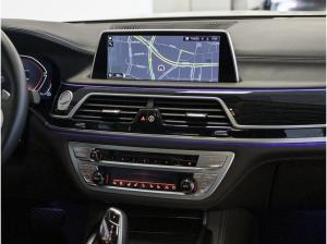 BMW 750 i xDrive Lim Aut., TV+, Glasdach, Massagesitze, Sitzbel., Standheiz., Laserlicht