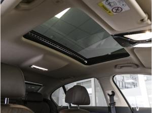 BMW 750 i xDrive Lim Aut., TV+, Glasdach, Massagesitze, Sitzbel., Standheiz., Laserlicht