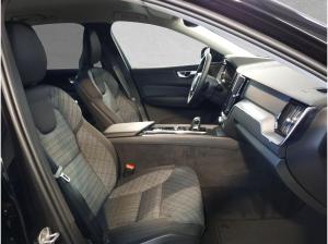 Volvo XC 60 B4 Diesel Core FWD sofort verfügbar!