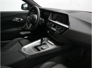 BMW Z4 sDrive30i M SPORTPAKET+LIVE COCKPIT PRO+19 ALU+HARMAN/KARDON