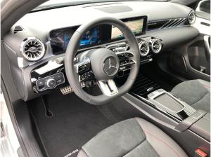Mercedes-Benz A 35 AMG 4MATIC Limousine AMG Line Night Panorama Multibeam * kurzfristig verfügbar *