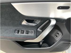 Mercedes-Benz A 35 AMG 4MATIC Limousine AMG Line Night Panorama Multibeam * kurzfristig verfügbar *