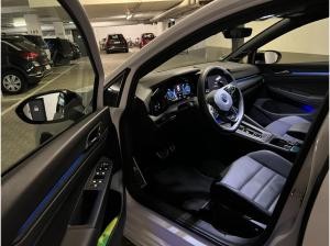 Volkswagen Golf R Performance